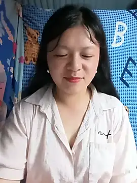 Snapshot of lisa-bae00 chatting on May 15, 2026, 1:31 pm lisa-bae00 online show from May 15, 2026, 1:31 pm