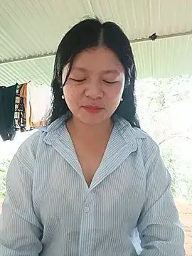 Snapshot of lisa-bae00 chatting on May 17, 2026, 12:10 am lisa-bae00 online show from May 17, 2026, 12:10 am