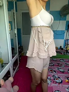 Candy 111 online show from October 22, 2025, 4:56 am