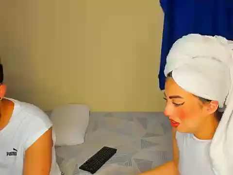 Snapshot of astredad2025 chatting on November 29, 2025, 3:06 am astredad2025 online show from November 29, 2025, 3:06 am