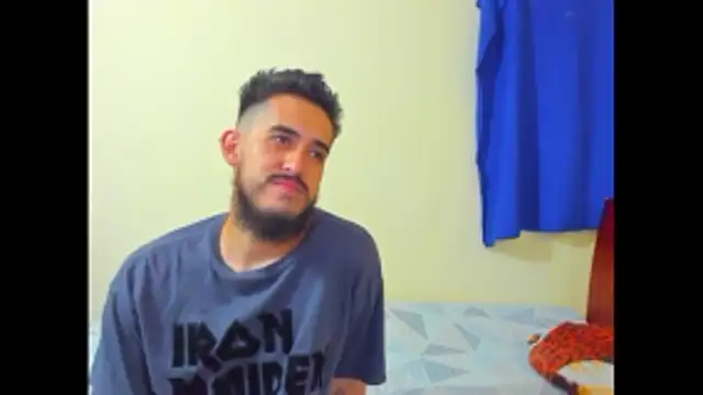 Snapshot of astredad2025 chatting on November 5, 2025, 3:20 am astredad2025 online show from November 5, 2025, 3:20 am