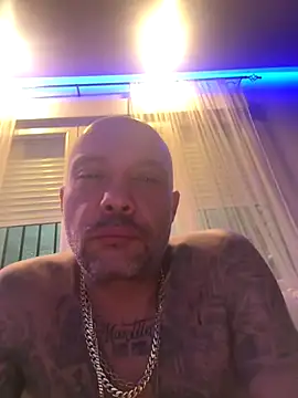 Snapshot of gitanoMad chatting on November 30, 2025, 4:57 am gitanoMad online show from November 30, 2025, 4:57 am