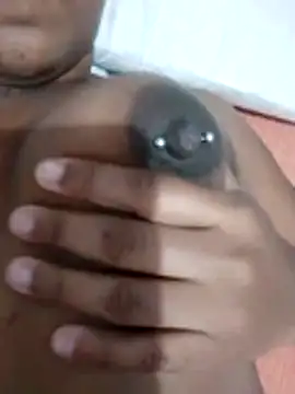 Jennyy31 online show from December 15, 2025, 12:16 am