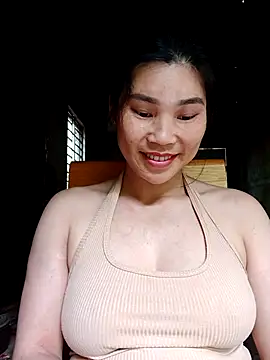 Snapshot of Bear_bear0 chatting on April 24, 2026, 1:18 am Bear bear0 online show from April 24, 2026, 1:18 am