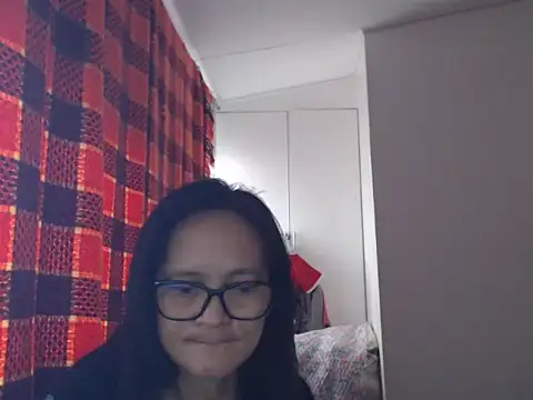 Snapshot of Kinkybela2025 chatting on June 5, 2026, 12:59 am Kinkybela2025 online show from June 5, 2026, 12:59 am