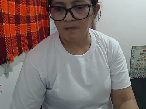 Snapshot of Kinkybela2025 chatting on June 28, 2026, 9:26 am Kinkybela2025 online show from June 28, 2026, 9:26 am