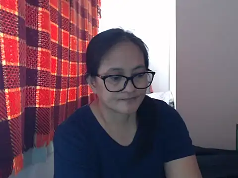 Snapshot of Kinkybela2025 chatting on May 31, 2026, 4:29 am Kinkybela2025 online show from May 31, 2026, 4:29 am