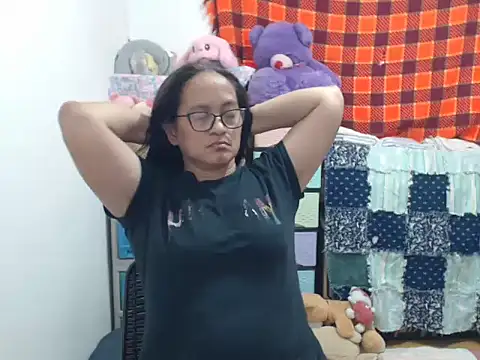 Kinkybela2025 online show from November 15, 2025, 2:15 am