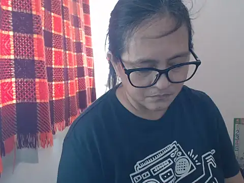 Snapshot of Kinkybela2025 chatting on July 10, 2026, 1:49 am Kinkybela2025 online show from July 10, 2026, 1:49 am