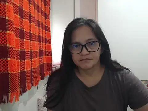 Snapshot of Kinkybela2025 chatting on August 6, 2026, 11:00 pm Kinkybela2025 online show from August 6, 2026, 11:00 pm