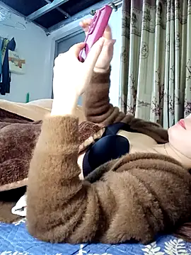 Snapshot of Family-Lovee chatting on December 15, 2025, 3:45 am Family-Lovee online show from December 15, 2025, 3:45 am