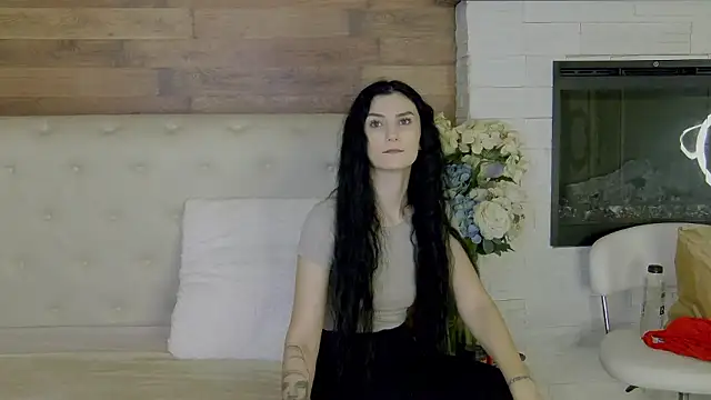 Snapshot of KendraNoir chatting on January 17, 2026, 5:44 am KendraNoir online show from January 17, 2026, 5:44 am