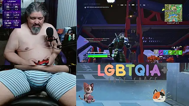 geekycastillo online show from October 28, 2025, 3:40 am