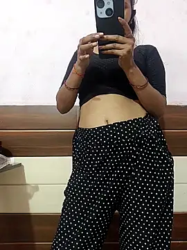 Anjali hot1 online show from November 2, 2025, 4:39 am