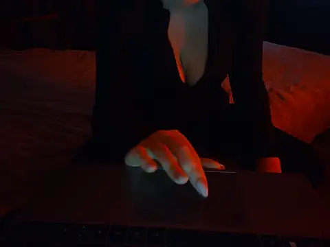 Snapshot of Arviletta chatting on February 14, 2026, 9:48 pm Arviletta online show from February 14, 2026, 9:48 pm