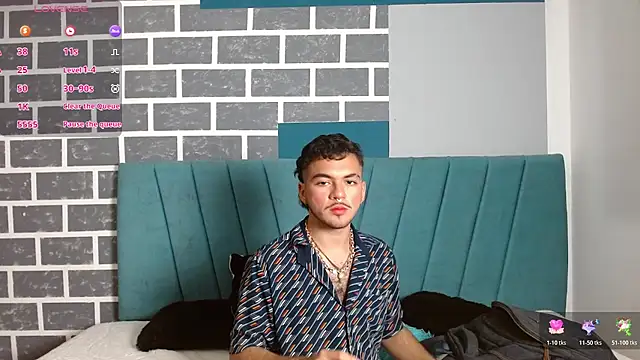 Zac Golden online show from November 26, 2025, 12:10 am