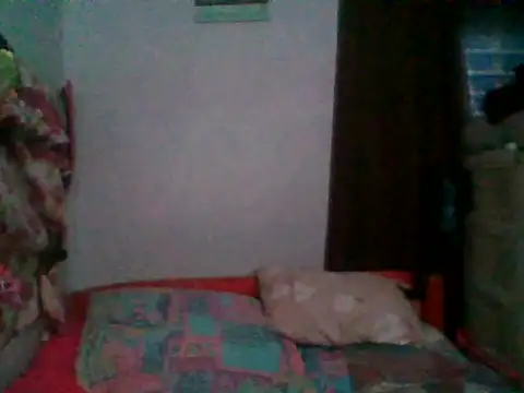 H2ooowIzee22 online show from October 26, 2025, 7:53 am