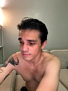 Orlando702xh online show from November 3, 2025, 5:34 am