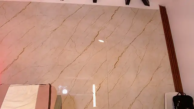 Snapshot of LucianaaMorena chatting on December 19, 2025, 10:34 pm LucianaaMorena online show from December 19, 2025, 10:34 pm