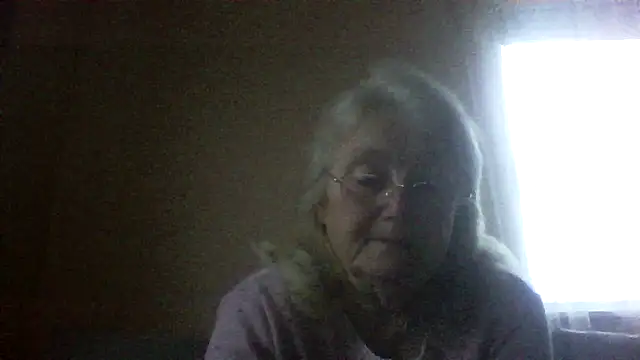 Snapshot of AmyLove353 chatting on April 15, 2026, 3:56 am AmyLove353 online show from April 15, 2026, 3:56 am