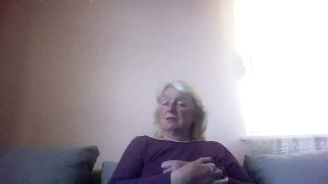 Snapshot of AmyLove353 chatting on May 23, 2026, 3:38 am AmyLove353 online show from May 23, 2026, 3:38 am