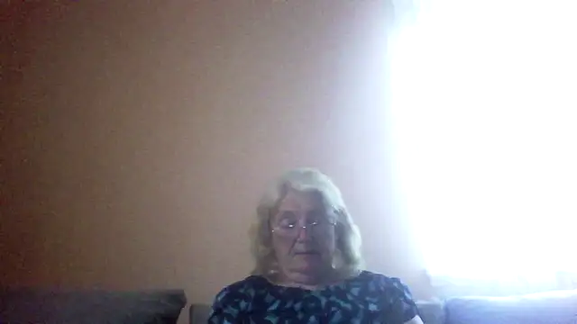 Snapshot of AmyLove353 chatting on May 9, 2026, 4:38 am AmyLove353 online show from May 9, 2026, 4:38 am