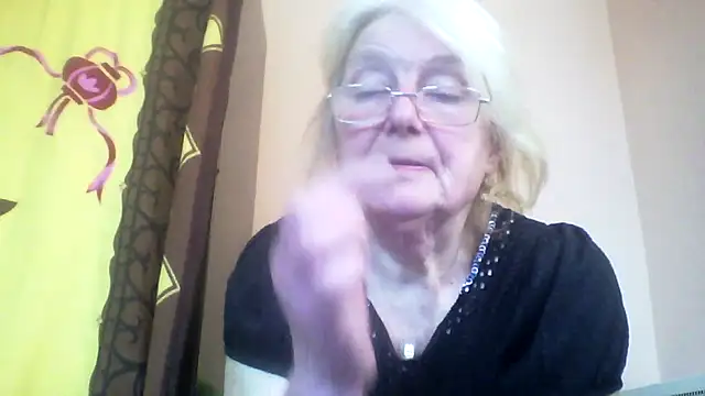 Snapshot of AmyLove353 chatting on March 24, 2026, 6:41 pm AmyLove353 online show from March 24, 2026, 6:41 pm