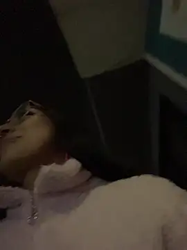 Snapshot of Violeet-Smith chatting on October 30, 2025, 12:42 am Violeet-Smith online show from October 30, 2025, 12:42 am