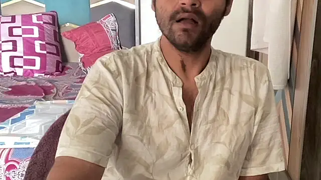 Snapshot of MakeMeAwareAah chatting on October 25, 2025, 4:33 am MakeMeAwareAah online show from October 25, 2025, 4:33 am