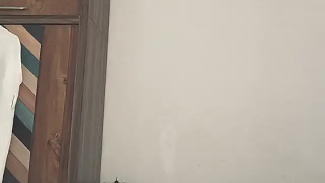 Snapshot of MakeMeAwareAah chatting on December 22, 2025, 4:12 am MakeMeAwareAah online show from December 22, 2025, 4:12 am