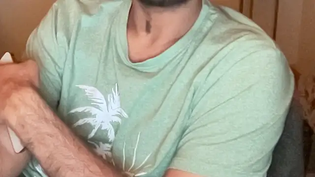 Snapshot of MakeMeAwareAah chatting on December 3, 2025, 7:24 pm MakeMeAwareAah online show from December 3, 2025, 7:24 pm