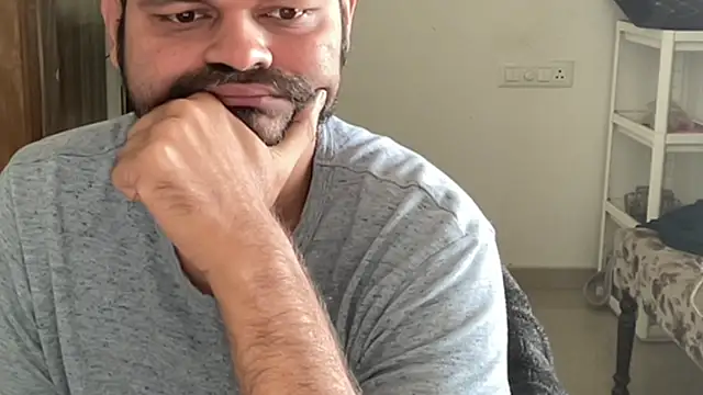 Snapshot of MakeMeAwareAah chatting on December 21, 2025, 4:03 am MakeMeAwareAah online show from December 21, 2025, 4:03 am