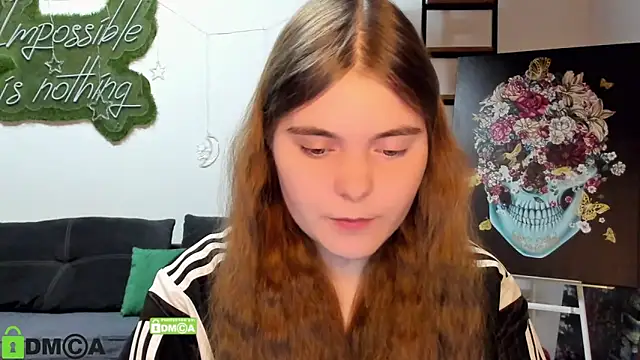 Snapshot of MiraaBloom chatting on March 8, 2026, 2:42 pm MiraaBloom online show from March 8, 2026, 2:42 pm