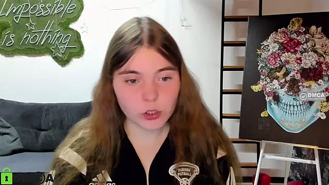 Snapshot of MiraaBloom chatting on March 17, 2026, 2:42 pm MiraaBloom online show from March 17, 2026, 2:42 pm