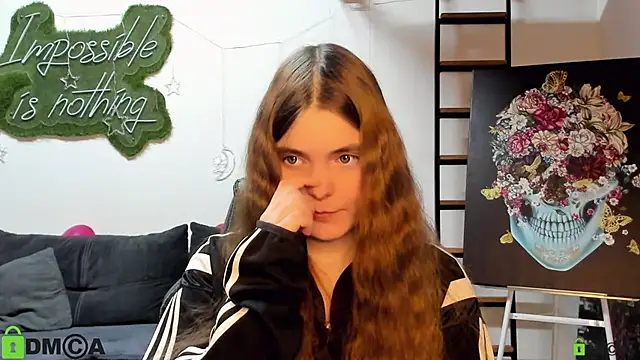 Snapshot of MiraaBloom chatting on March 4, 2026, 2:36 pm MiraaBloom online show from March 4, 2026, 2:36 pm