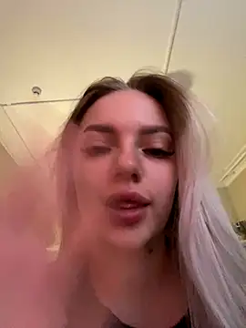 HugeBoobsAlice online show from October 27, 2025, 10:38 am