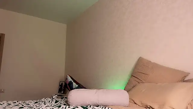 Snapshot of Lin_Cherie chatting on October 30, 2025, 6:01 am Lin Cherie online show from October 30, 2025, 6:01 am