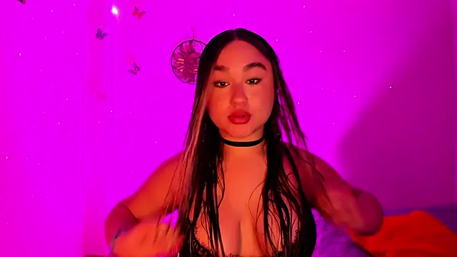 Snapshot of Soouf_ chatting on November 20, 2025, 2:07 pm Soouf online show from November 20, 2025, 2:07 pm