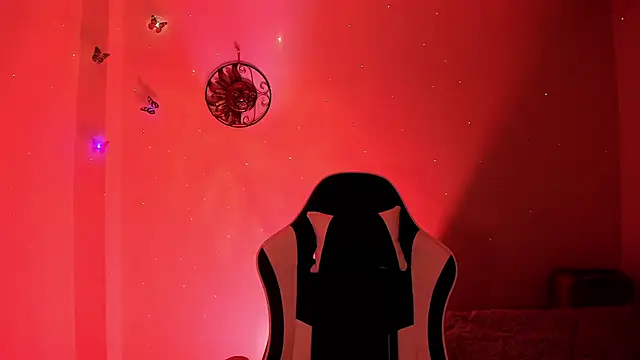 Snapshot of Soouf_ chatting on November 11, 2025, 9:37 am Soouf online show from November 11, 2025, 9:37 am