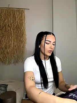 Gabbyys online show from November 5, 2025, 8:23 pm