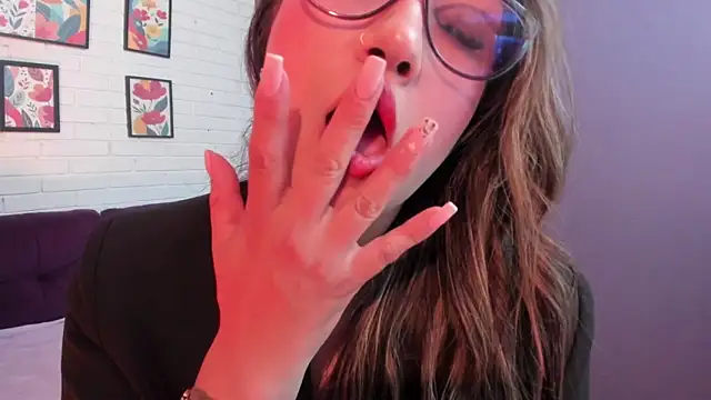 Sofia  Stk online show from February 7, 2026, 3:58 am