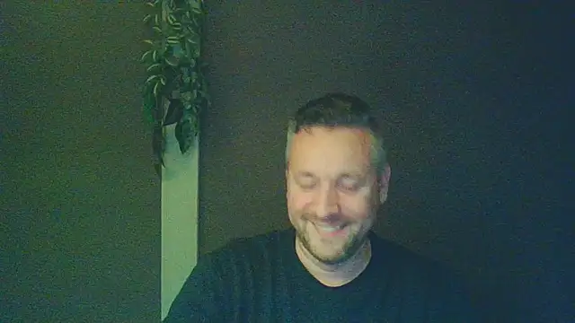 Snapshot of Woody_Longbong chatting on October 26, 2025, 5:46 pm Woody Longbong online show from October 26, 2025, 5:46 pm