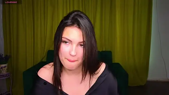 Snapshot of KittyShenson chatting on May 22, 2026, 12:36 pm KittyShenson online show from May 22, 2026, 12:36 pm