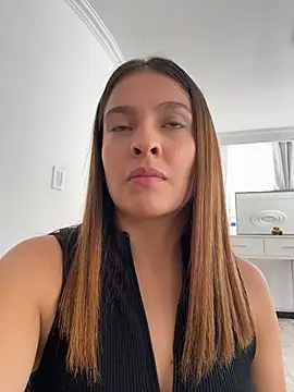 Snapshot of Talia_Bonet chatting on June 4, 2026, 4:00 pm Talia Bonet online show from June 4, 2026, 4:00 pm