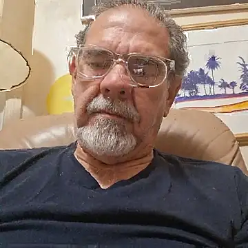 pena633 online show from November 9, 2025, 10:58 pm