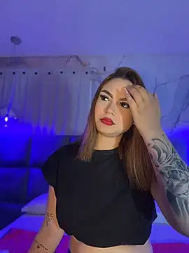 Snapshot of Beella1_ chatting on May 10, 2026, 12:03 am Beella1 online show from May 10, 2026, 12:03 am