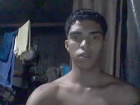 Snapshot of saiandrades chatting on April 8, 2026, 3:08 am saiandrades online show from April 8, 2026, 3:08 am