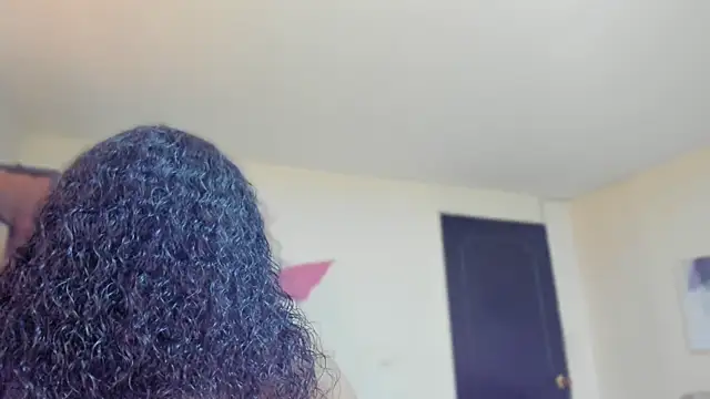 YariRose online show from March 11, 2026, 2:55 pm