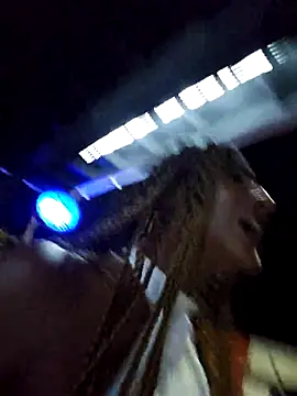 Trissa Benson online show from October 31, 2025, 2:41 am