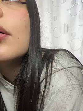 Selena Roa online show from March 28, 2026, 4:19 pm